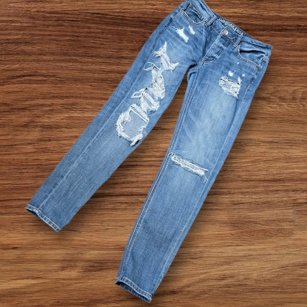 American Eagle Distressed Denim Tom Girl Jeans